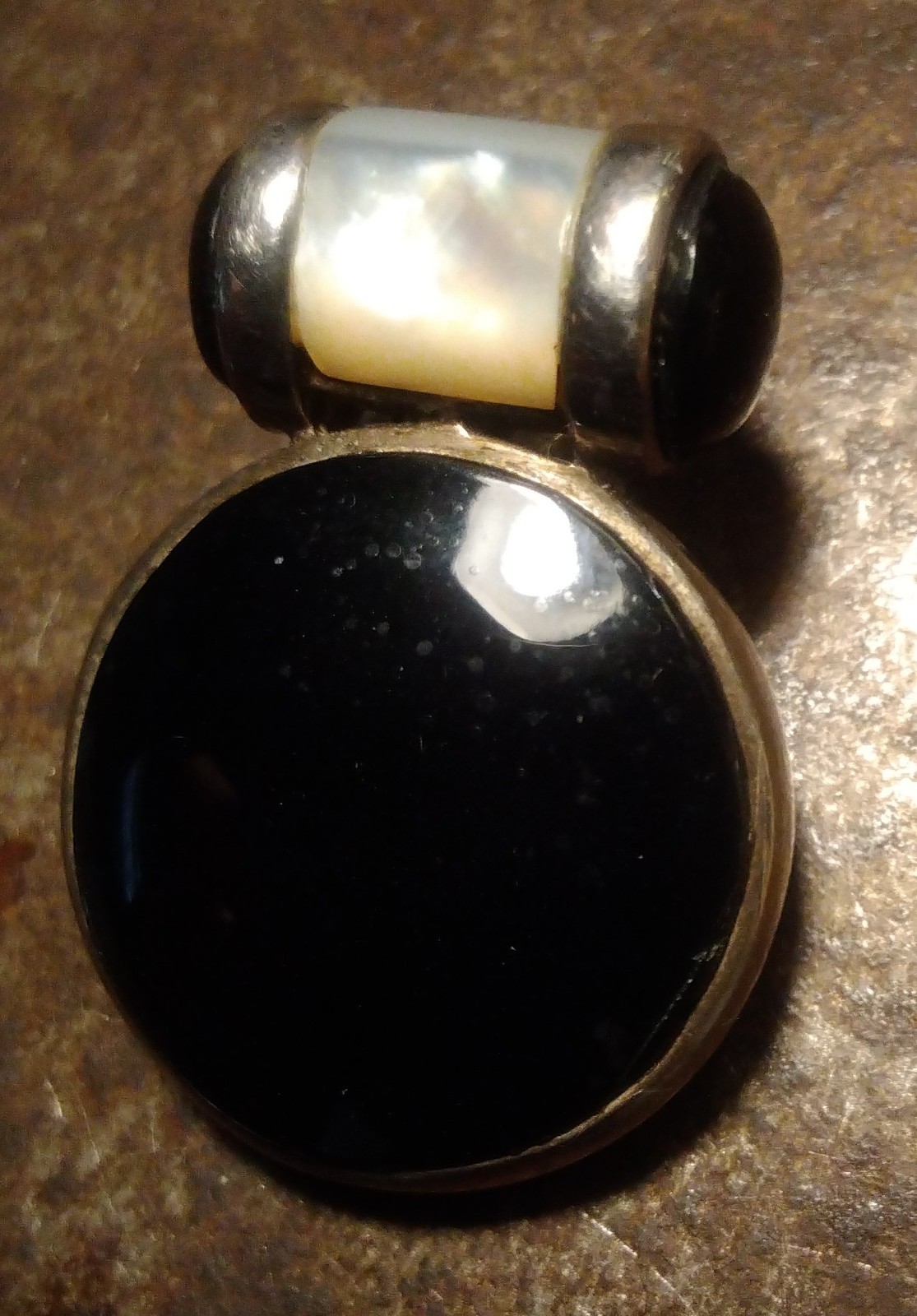 925 STERLING SILVER ONYX NECKLACE Pendant Mother Pearl MOP THAI Vtg Round Thick