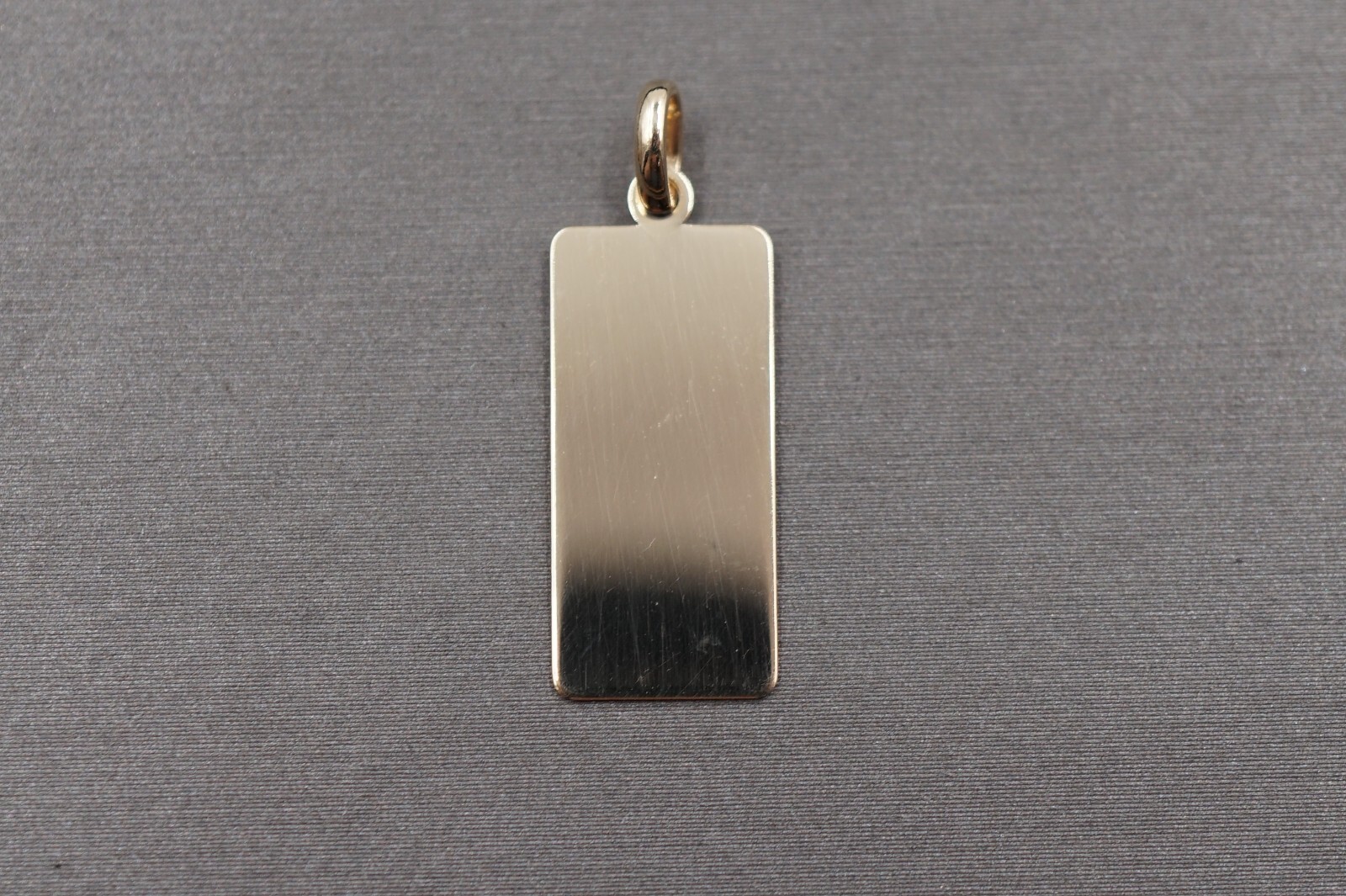 14K Solid Yellow Gold 1″ Rectangle Charm Pendant.