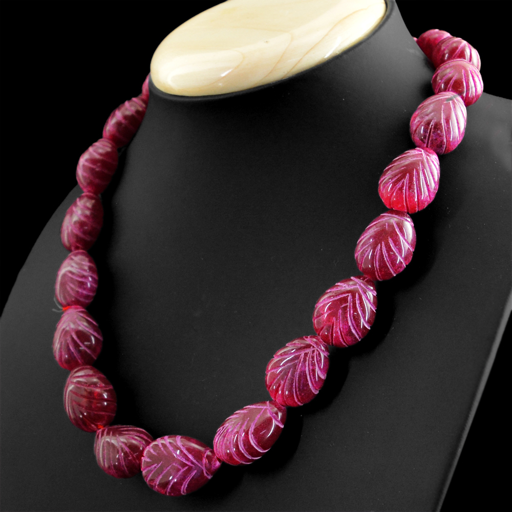 BEAUTIFUL 635.50 CTS EARTH MINED ENHANCED RUBY CARVED PEAR BEADS NECKLACE (DG)