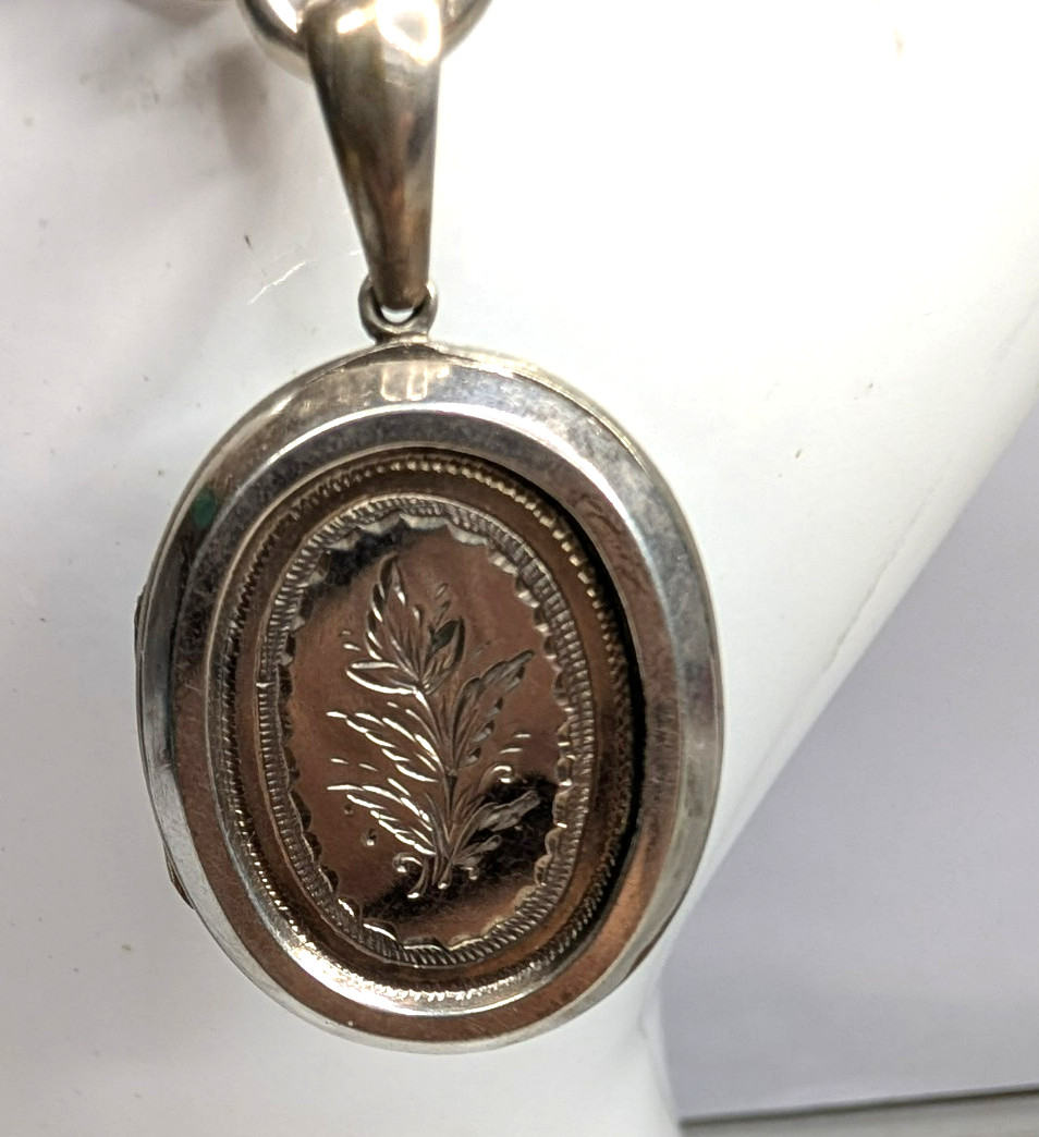 Victorian Era Silver Collar & Picture Locket 62.4 Grams