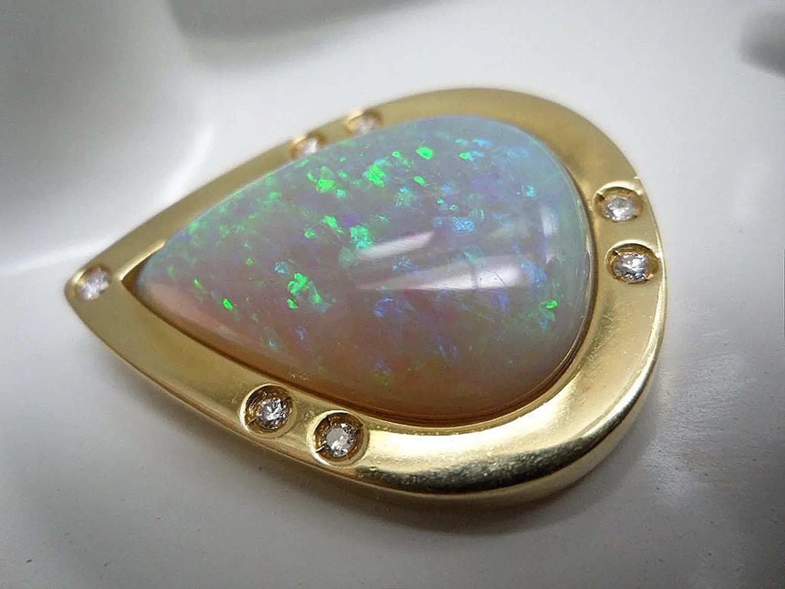 APPRAISED 12,662USD 2022 EARTH MINED OPAL 16.96Ct Diamond 14k Pendant 23.51 MM