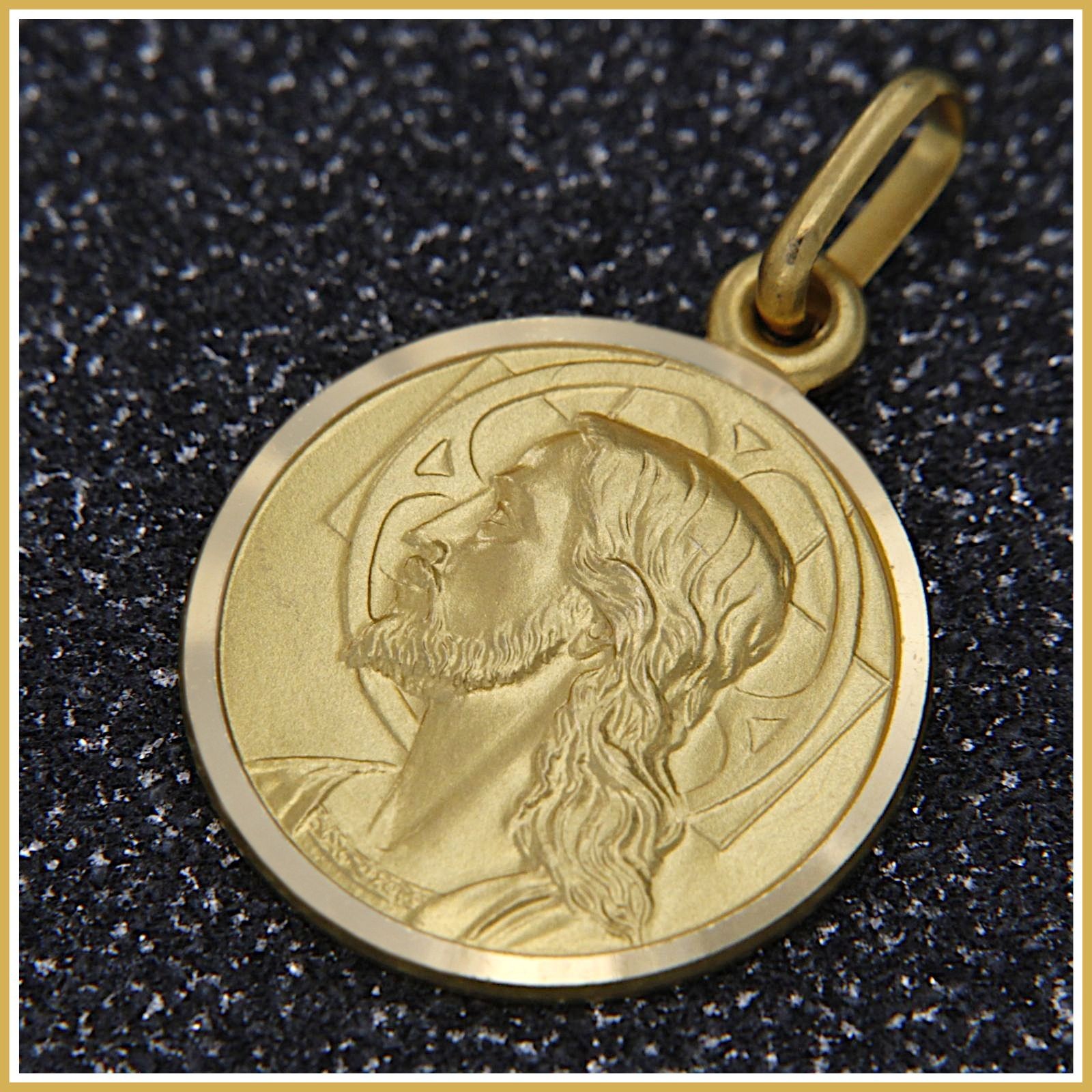 18k Solid Yellow GOLD Jesus Christ Head Face Protect Us Unoaerre Pendant Medal