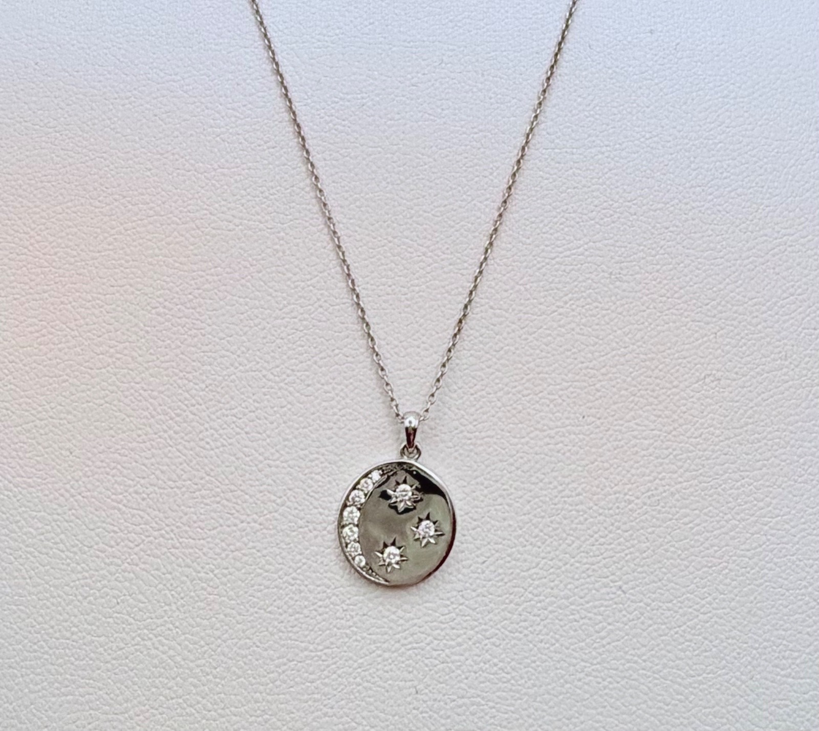 14 kt White Gold Disc/Diamond Moon/Stars 18″ Necklace