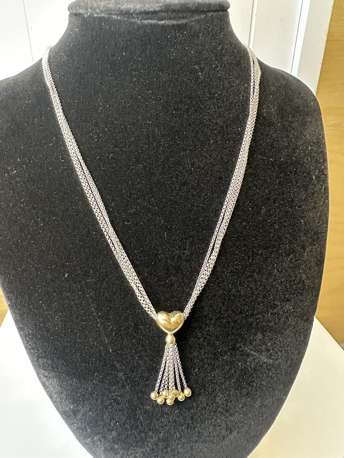 FINE 14 KARAT TWO TONE GOLD HEART DANGLE NECKLACE