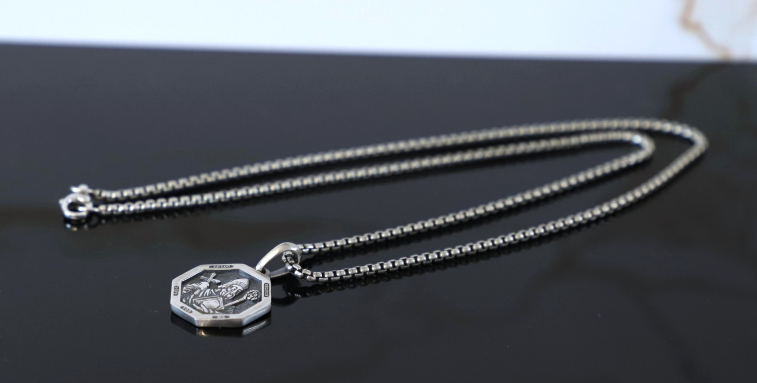 David Yurman Silver Saint Patrick Amulet Pendant w/ 2.7mm Box Chain Necklace