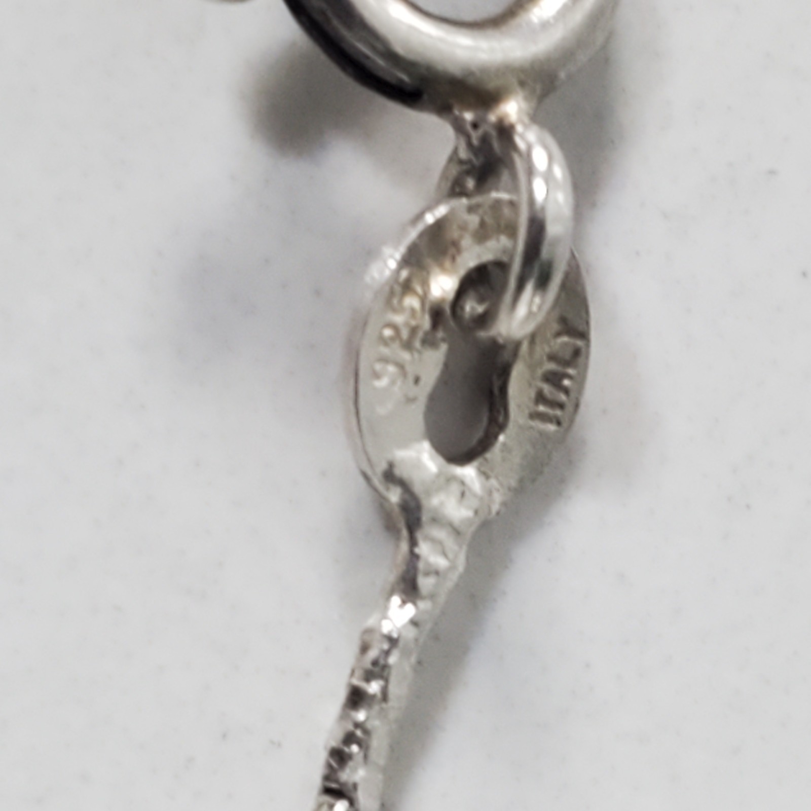 Vintage Silpada Sterling Silver Round Etched Dragon Locket with 32in Box Chain