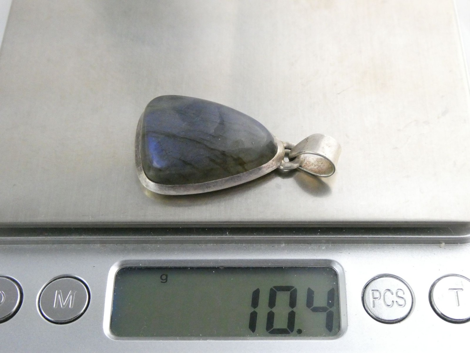 Sterling Silver Labradorite Freeform Cabochon Pendant 10.4g 1.5 Inch Length