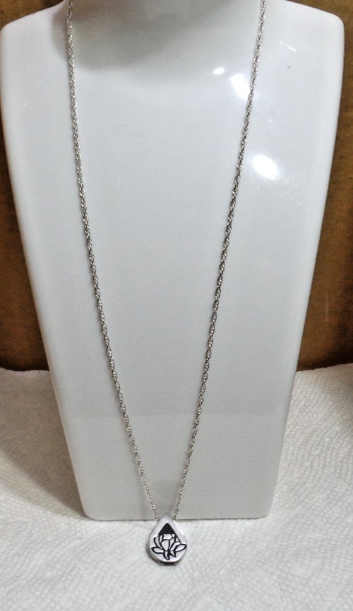 Vintage Sterling Silver Flower Locket/Pendant, 20″ Rope Chain Necklace 9.1 gm