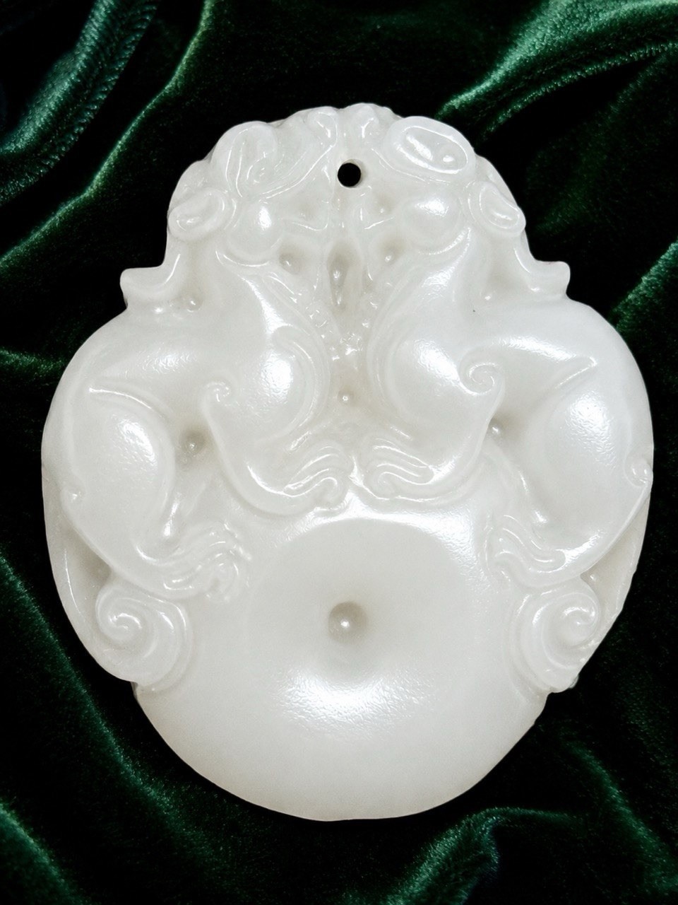 Natural White Hetian Jade Carved Foo Dog Celadon Pendant Without Chain Antique