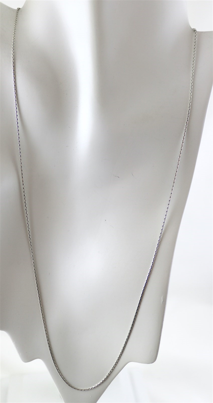 Sterling Silver Round Box Chain 24″ Length Spring Ring Clasp New w/o Tag