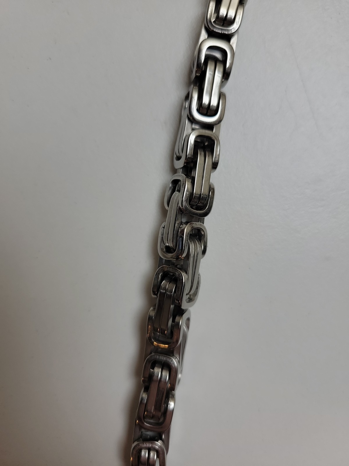 2 DRAGON HEAD SILVER AND GOLD STAINLESS STEEL CHAINS BELT HOOK CLOSURE 40″ LONG