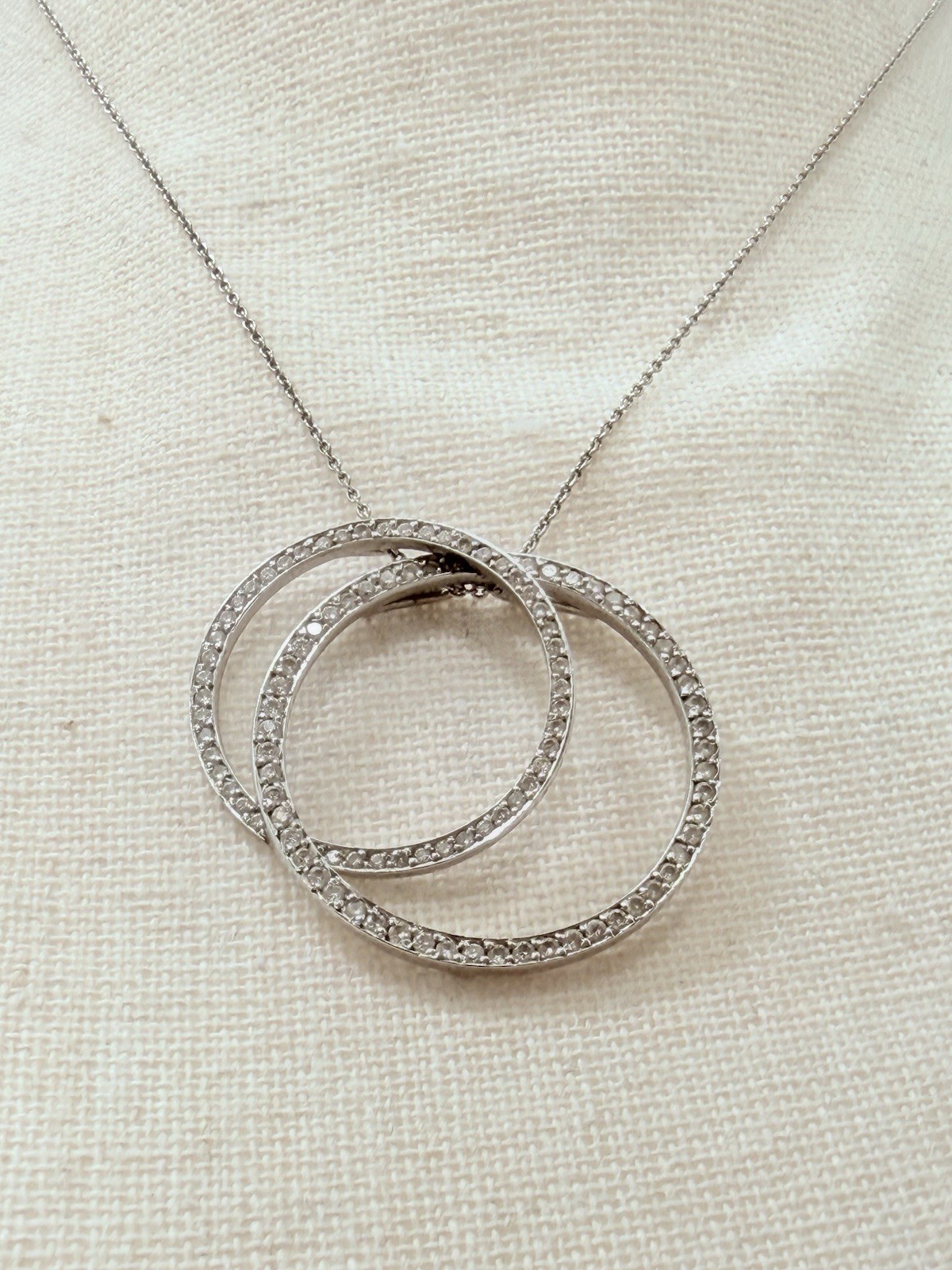 Roberto Coin interlocking circles necklace pave diamonds18K white gold