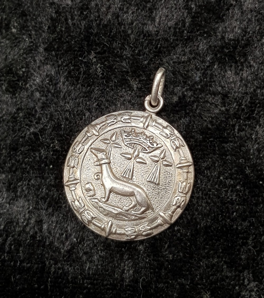 Vintage French Silver Pendant – Kelt – Unknown Image – Potius mori quam foedari