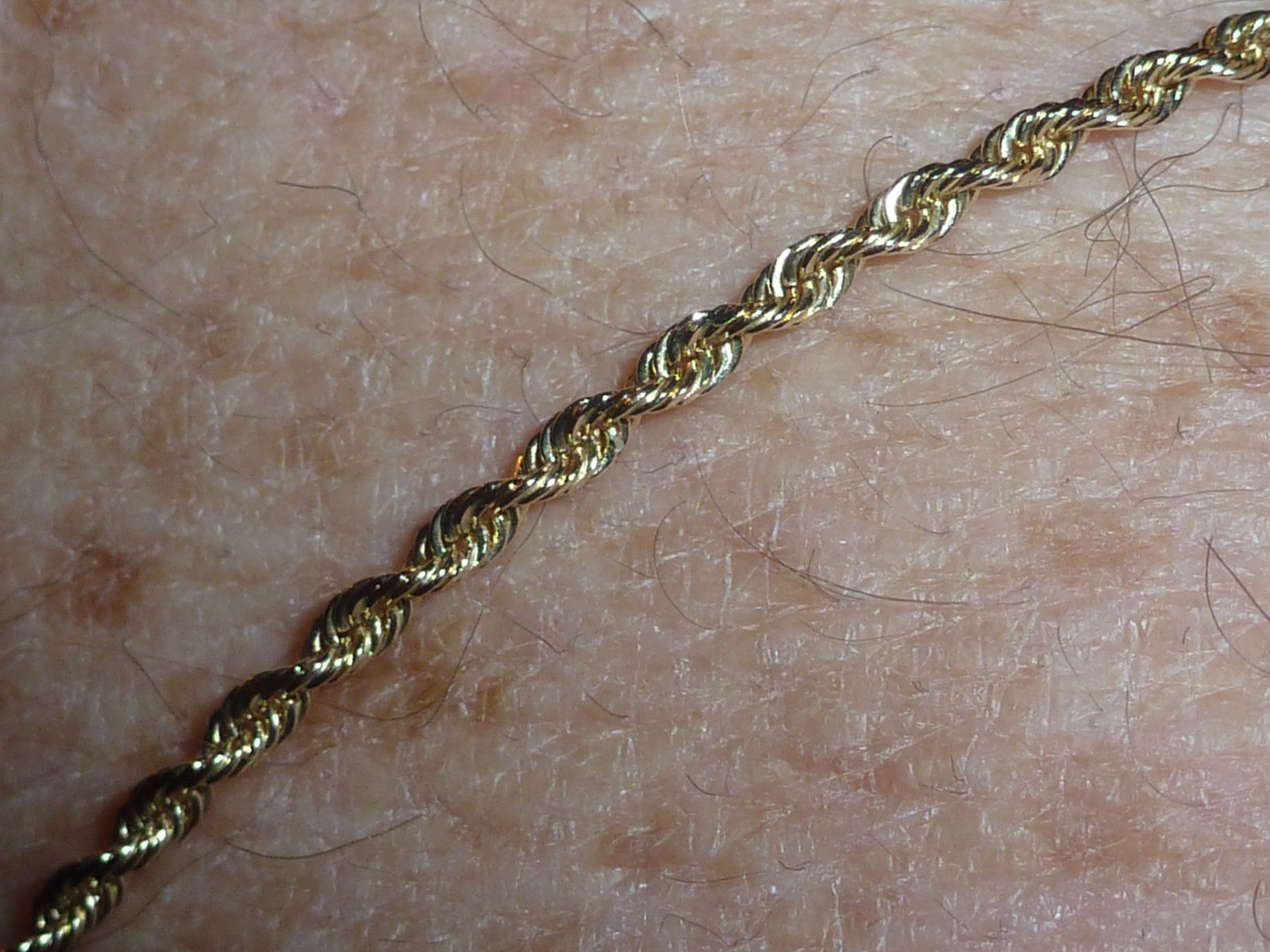 10K SOLID YELLOW GOLD DIAMOND-CUT ROPE TWIST BRACELET – 7″ – PERU – 1.92 GRAMS