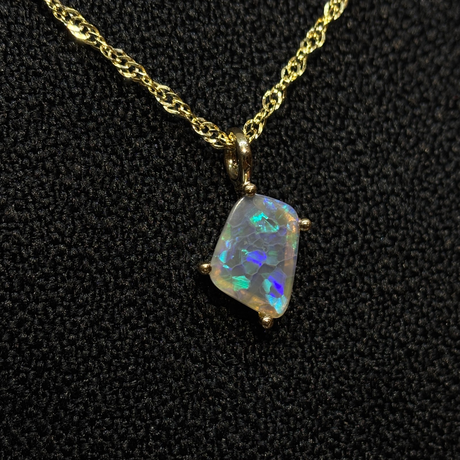 Rich Solid 10k Gold Australian Coober Pedy Flagstone Opal Necklace