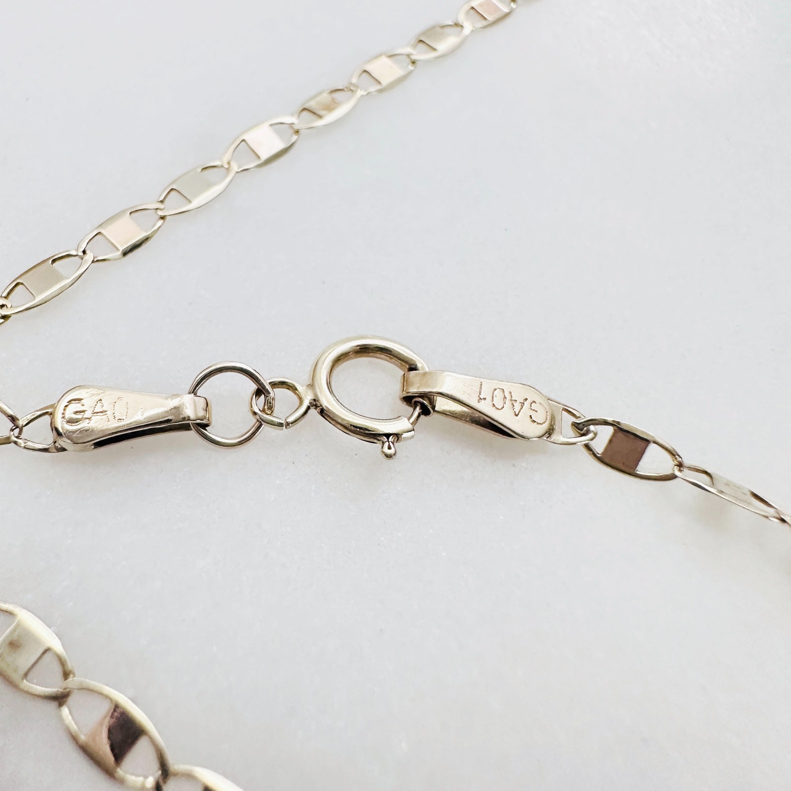 Solid 10K Multi-tone Gold Mariner Valentino Link Chain Necklace, 2.2mm, 18 7/8″