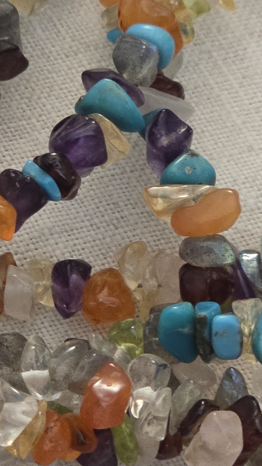 925 SI INDIA SEMIPRECIOUS MULTICOLORED GEMSTONE NECLACE 1980s/90s