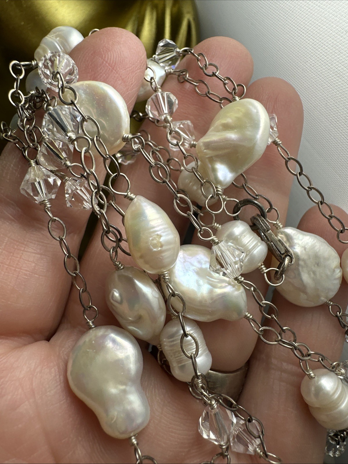 36 in.² silver pearl necklace