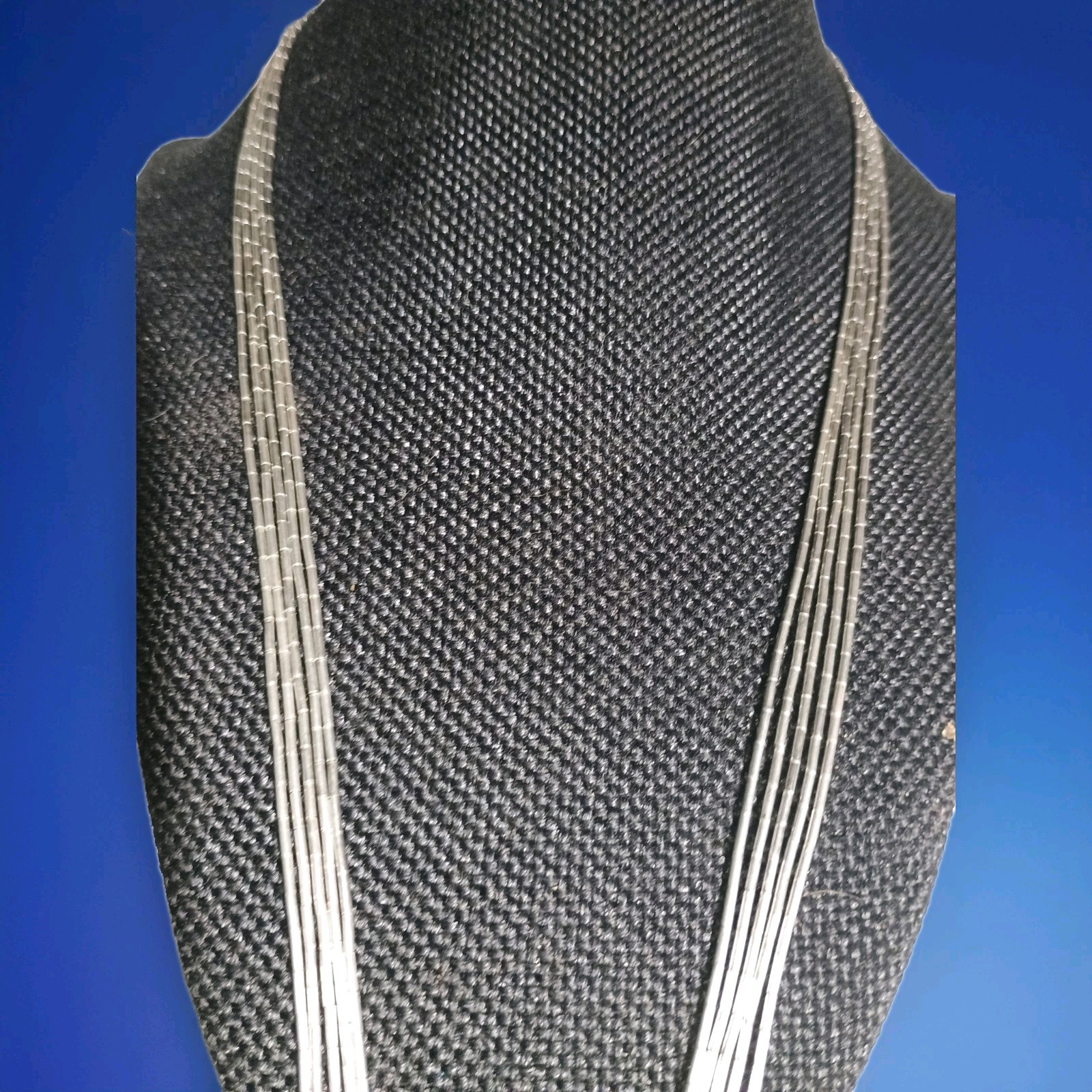 25.5″ Multiple Strands Liquid Silver Bead Necklace 20.73 gm 5 Strands Vintage