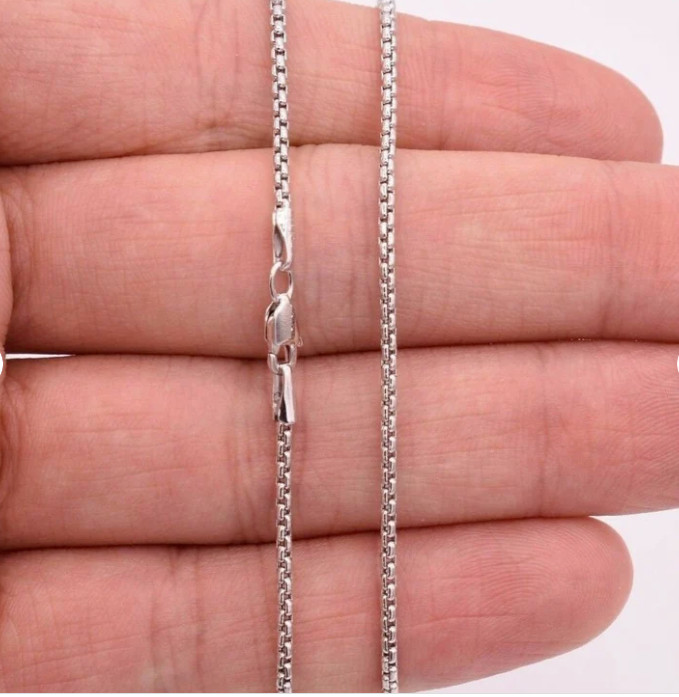 14kt White Gold 18″ ROUND Box Link Pendant Chain/Necklace 1.7 mm 3.5 grams