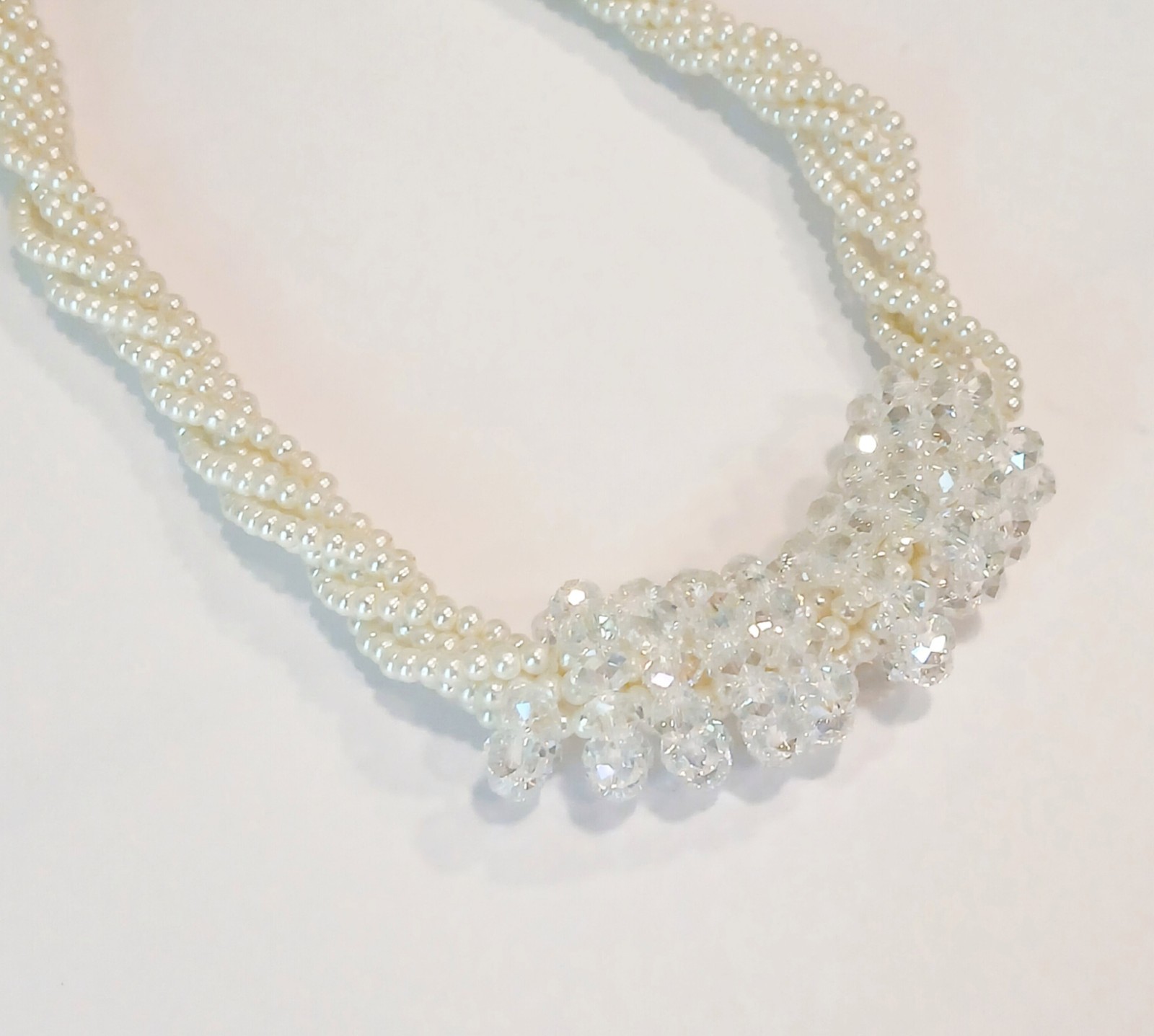 VTG multi-strand twisted pearl torsade necklace crystal cluster centerpiece 54g