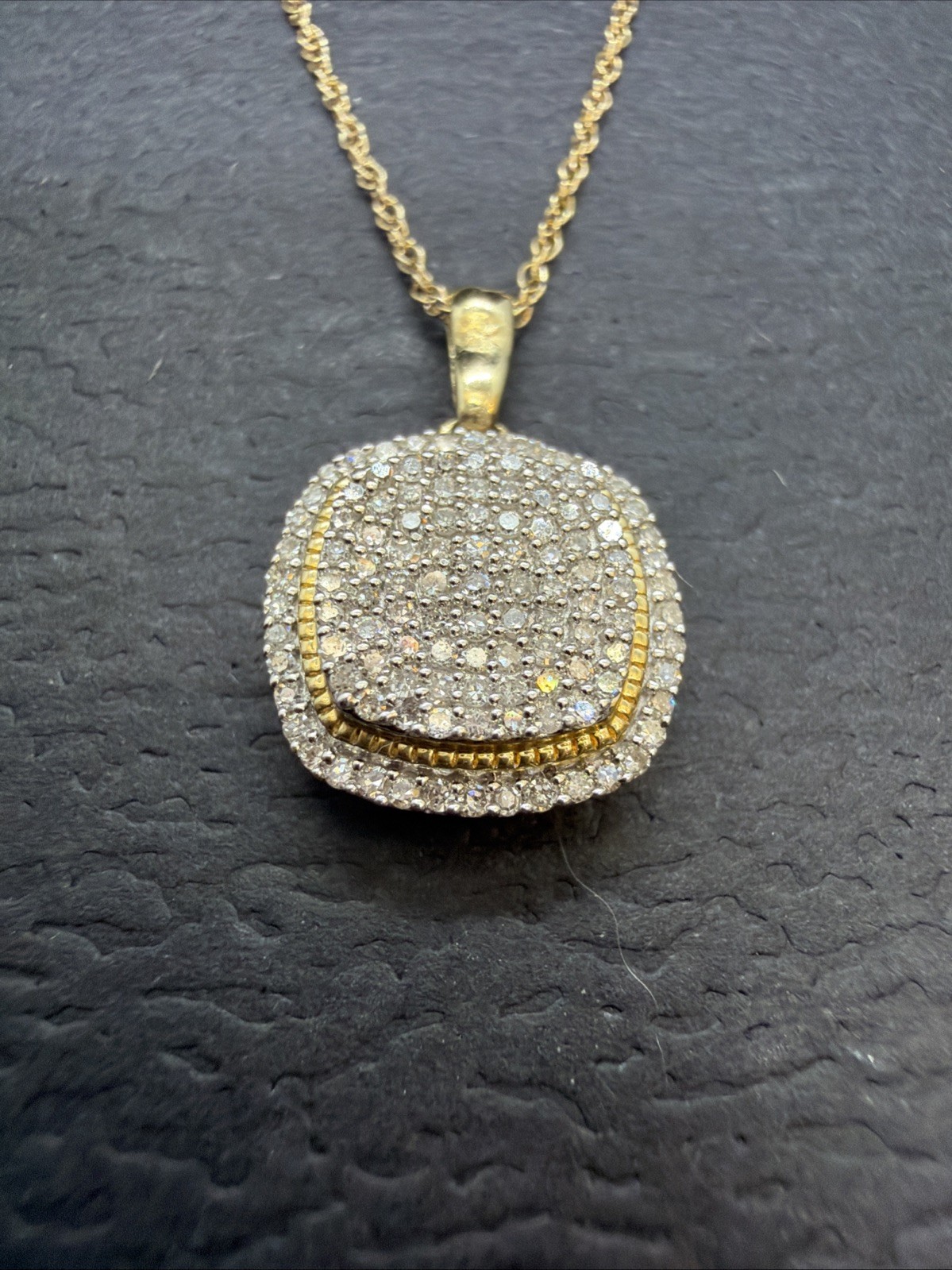 10K Yellow Gold 1/4 CT. T.W. Diamond Cushion Frame Vintage-Style Pendant – 18″