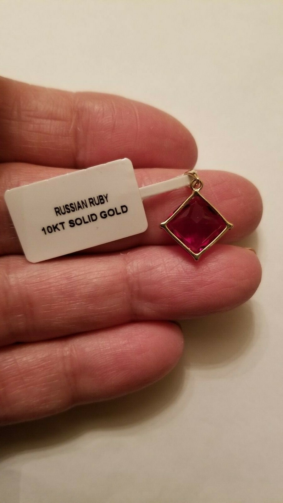 LOVELY 3.50 CT LAB CREATED RUBY 10KT SOLID YELLOW GOLD PENDANT