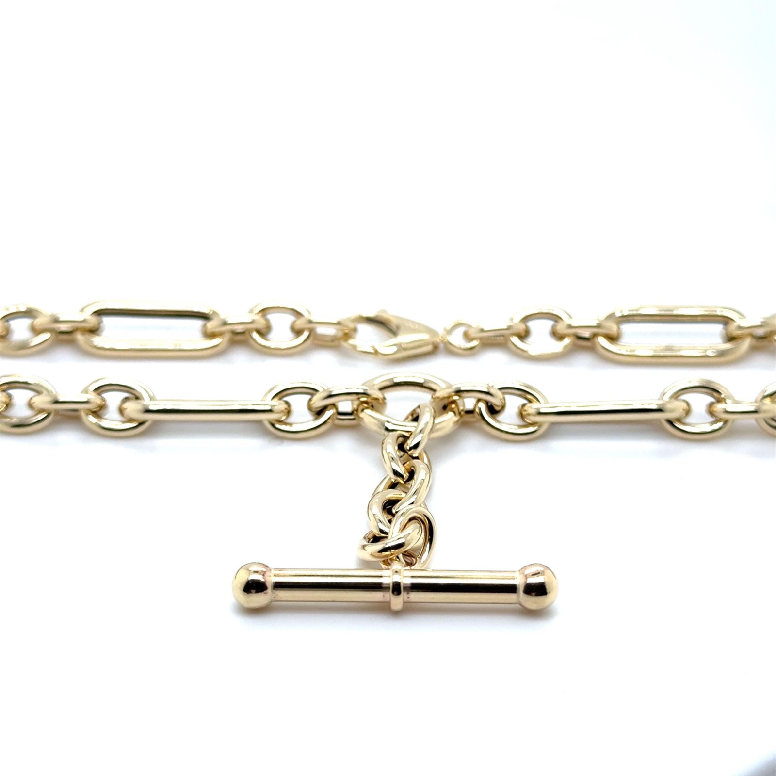 14K Yellow Gold Drop Necklace: 18″ Chain, Toggle Closure, Women’s Jewelry