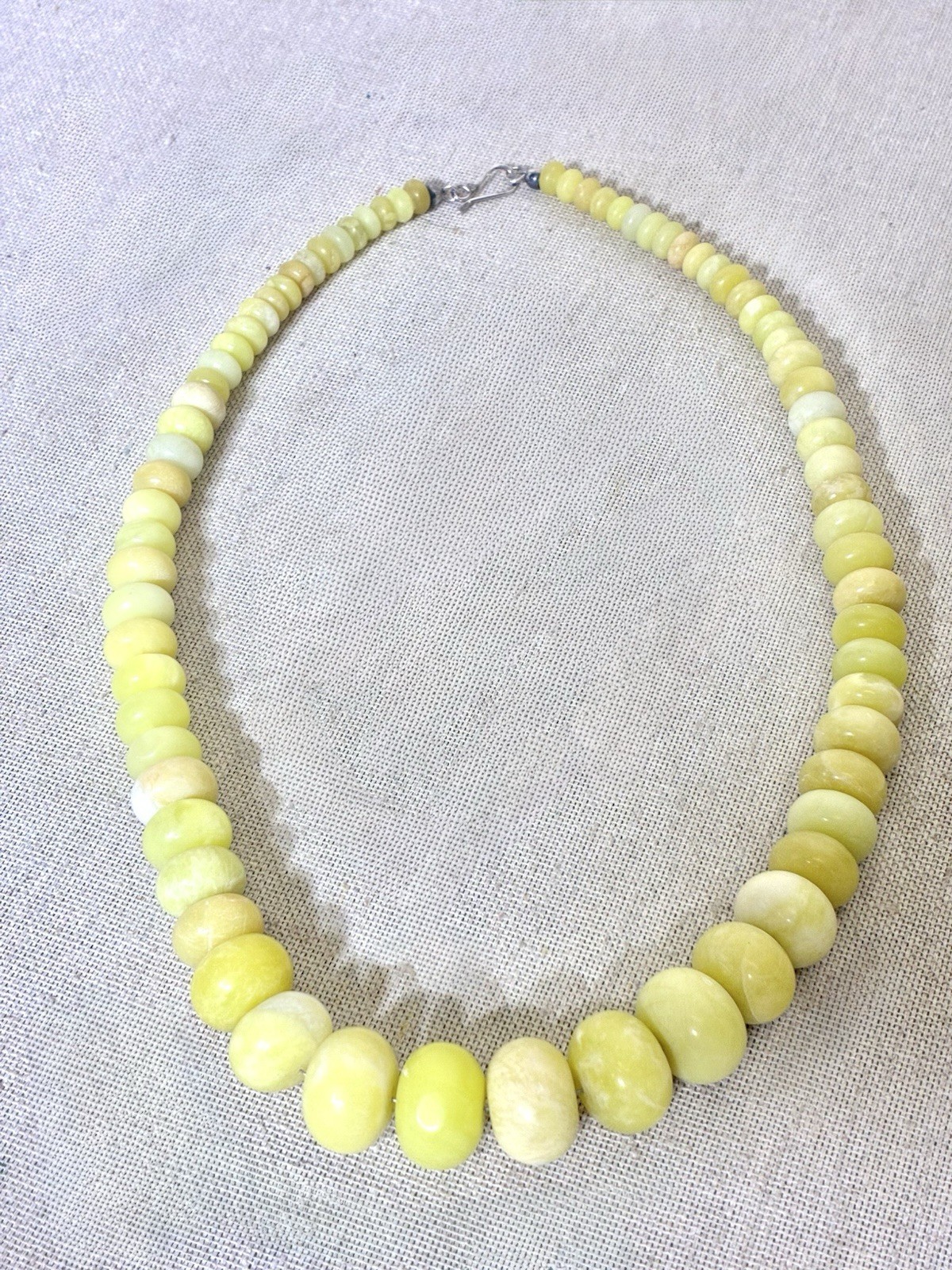 Jay King DTR 925 Graduated Yellow Green Serpentine Stone Bead Necklace 172g