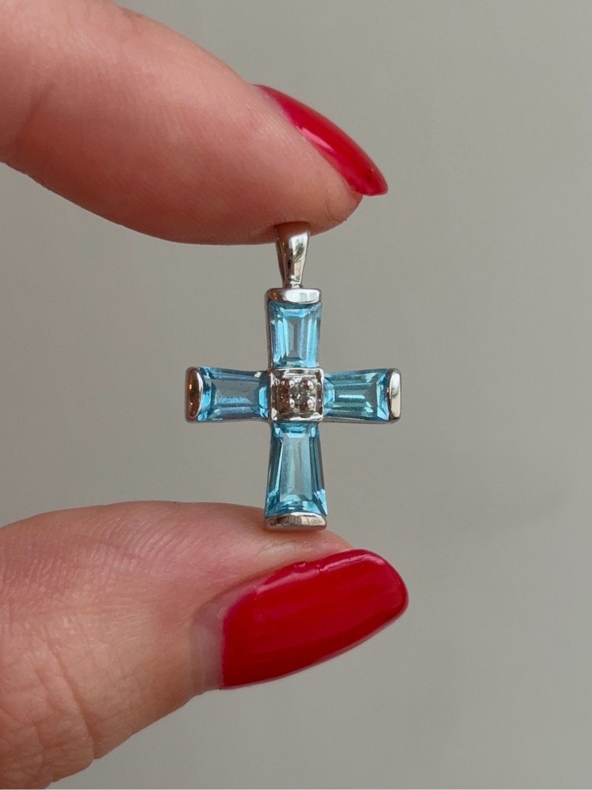 14k White Gold Vintage Diamond Blue Topaz Gemstone Cross Pendant