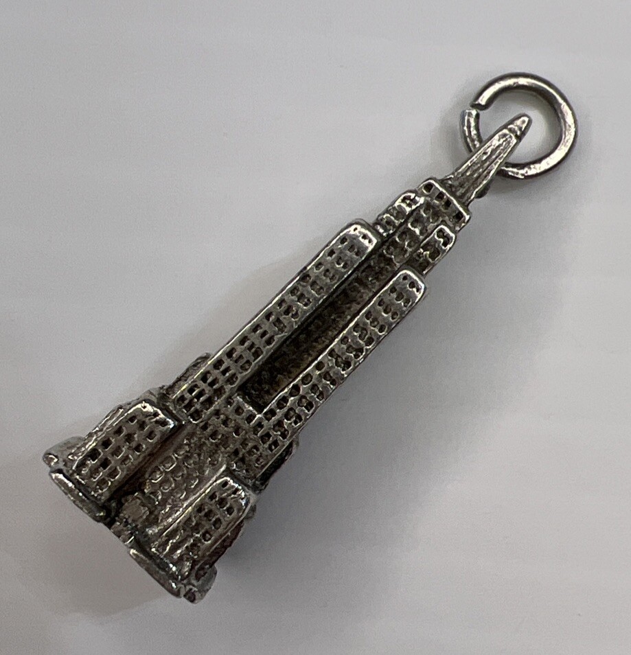 Felchcraft 925 Sterling Silver Pendant Skyscraper Chrysler Building NYC Travel