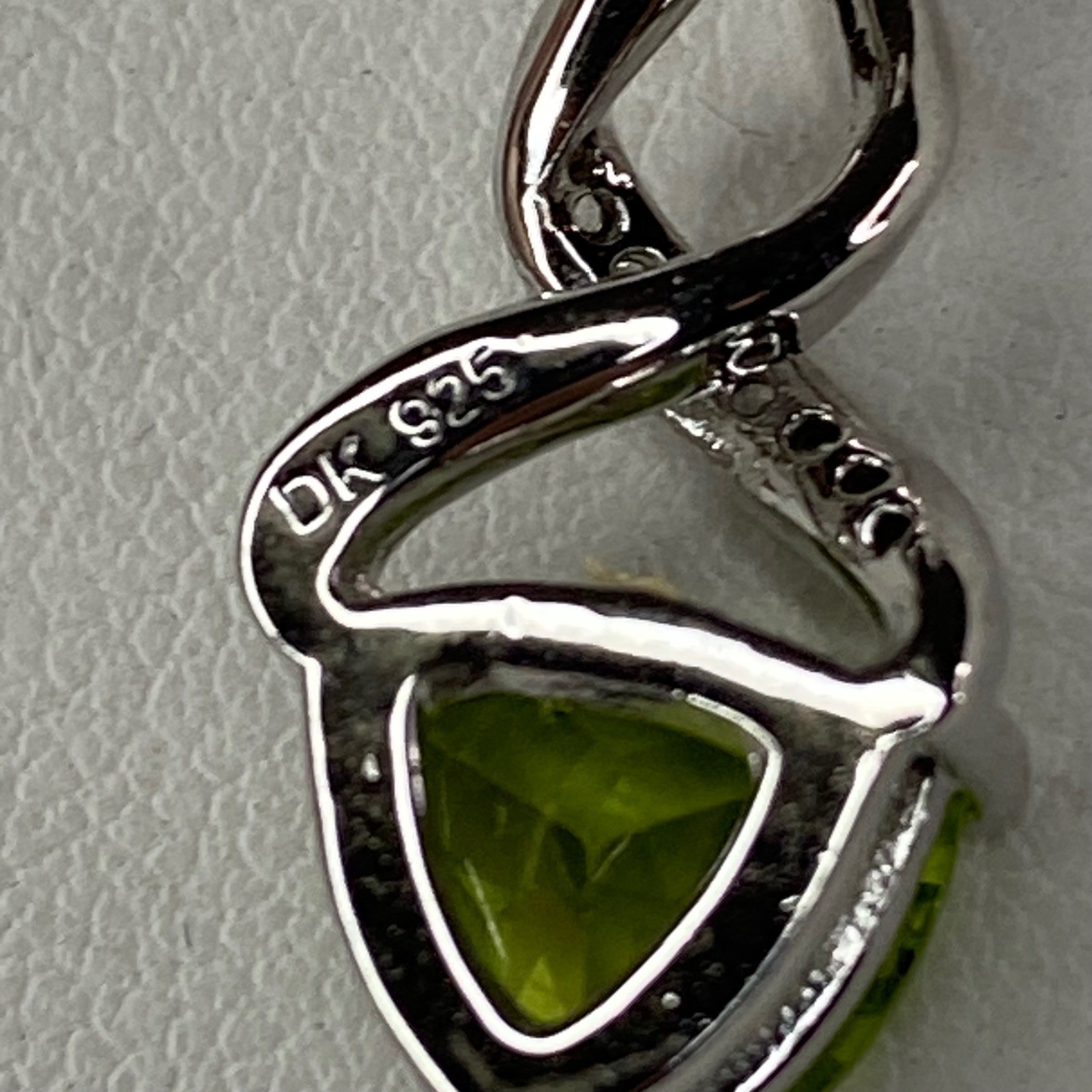 Trillion Manchurian Peridot & White Zircon Sterling Silver Pendant Necklace New