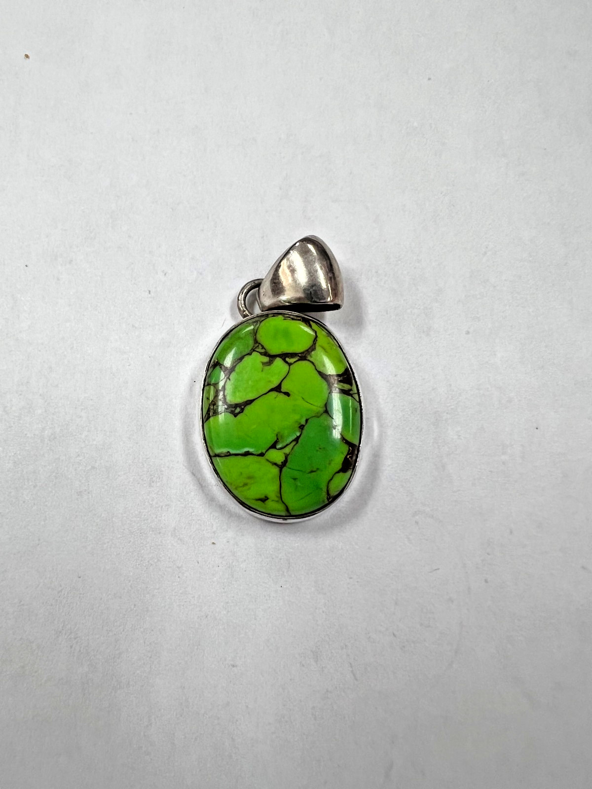 Unknown Designer Sterling Silver Drop Pendant with Green Stone [085DuW]