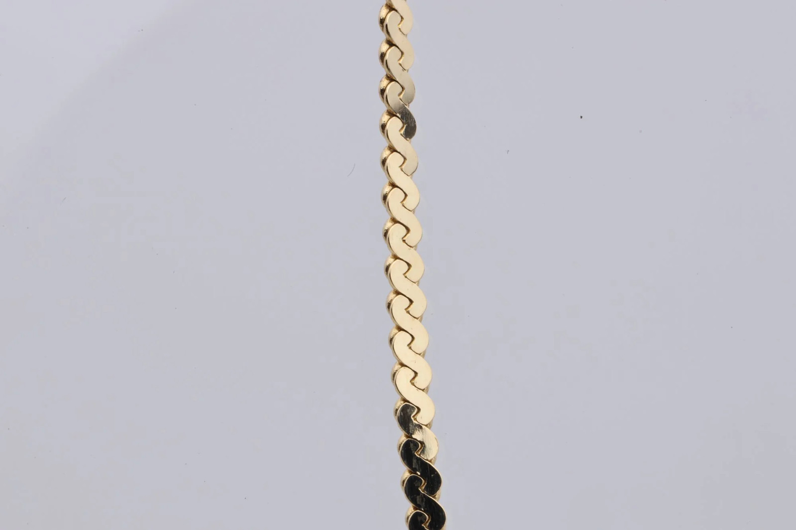 15” 18k Yellow Gold 2mm Serpentine Chain Necklace (7.00g.)