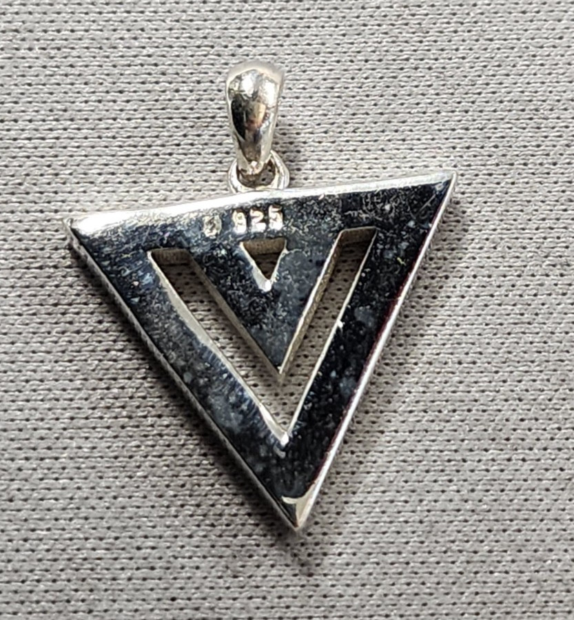 A1 Silver Hub Sterling Silver 2.2g Double Triangle Pendant 24mm