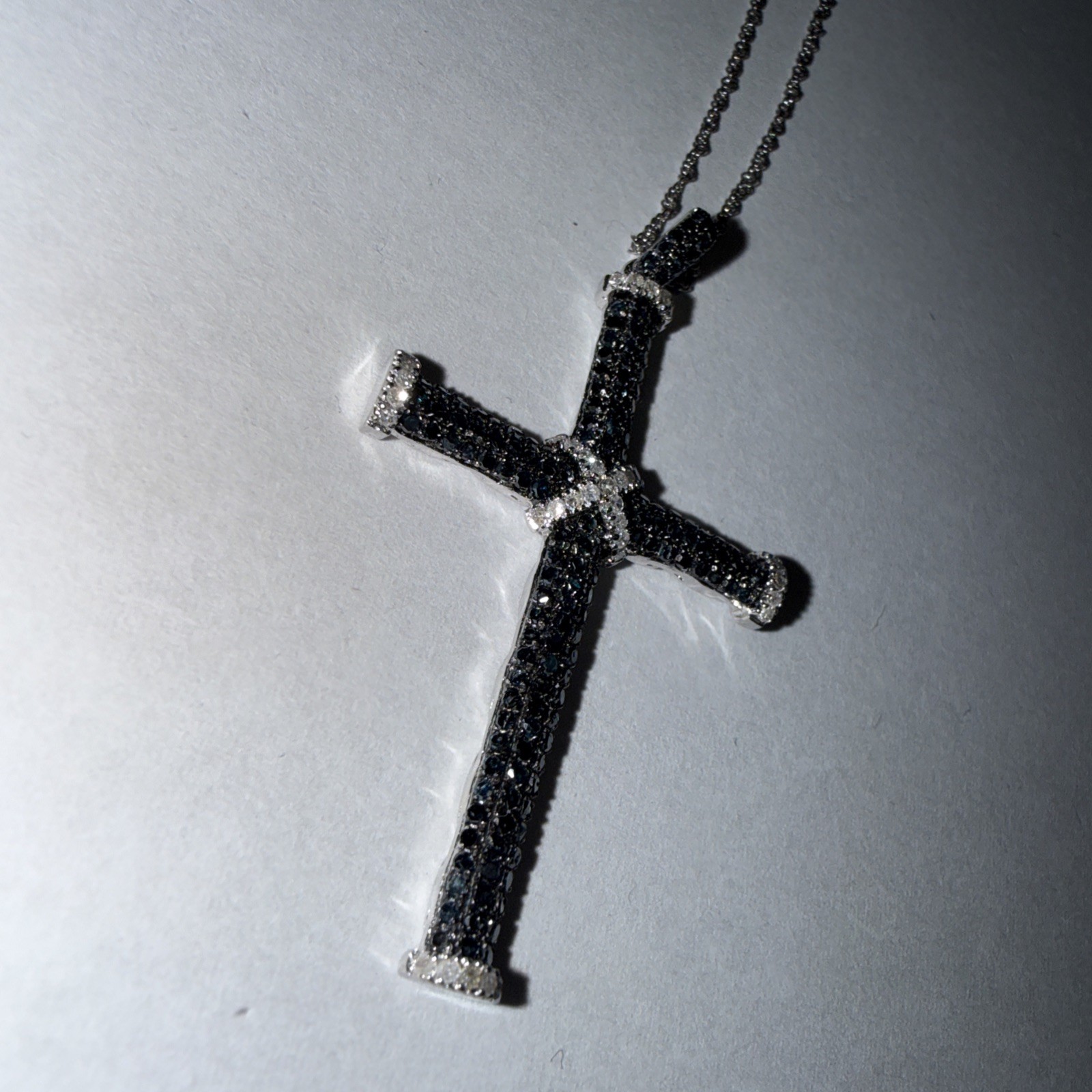 925 Sterling Silver Black & White Diamond Cross Pendant w 925 Chain