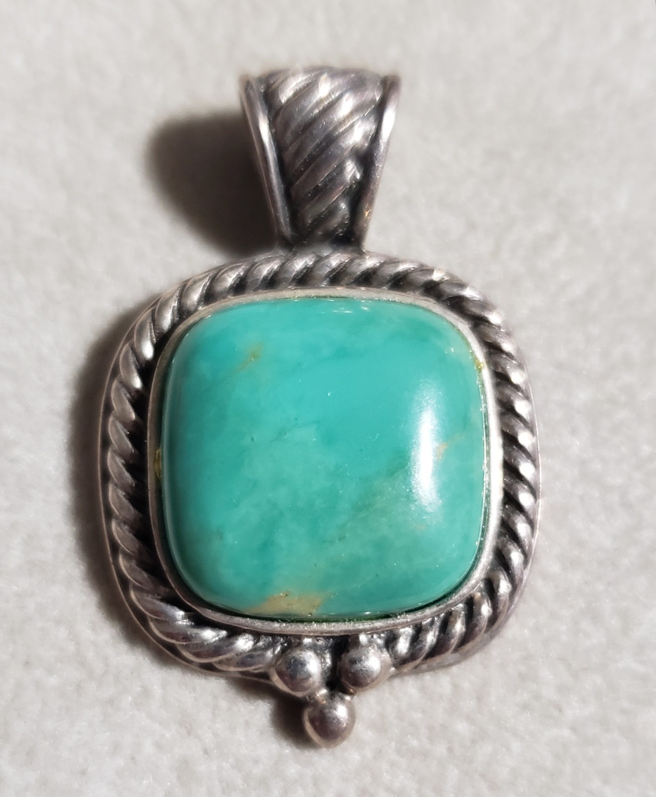 Sterling Silver Pendant with Green/Blue Stone 35mm Rope Design Marked 925