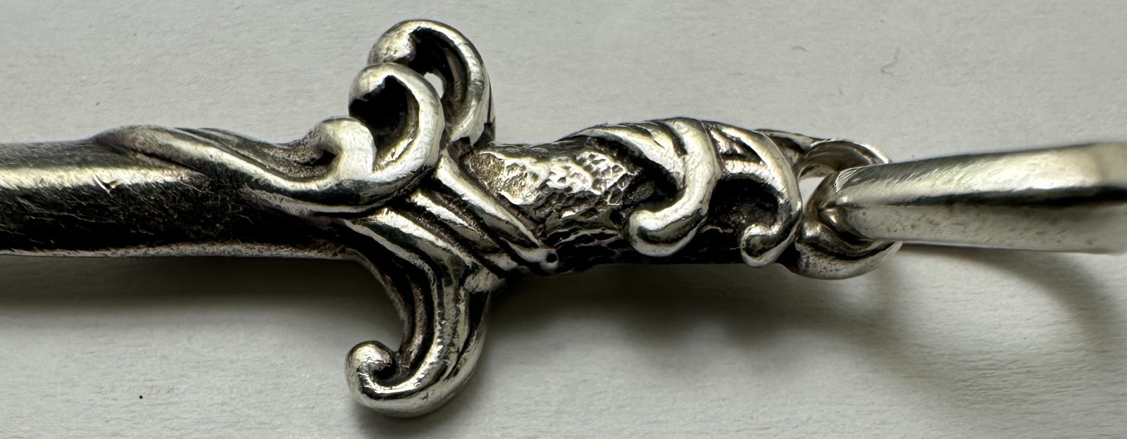 David Yurman 925 Sterling Silver Small 2″ Inch Waves Dagger Amulet Pendant