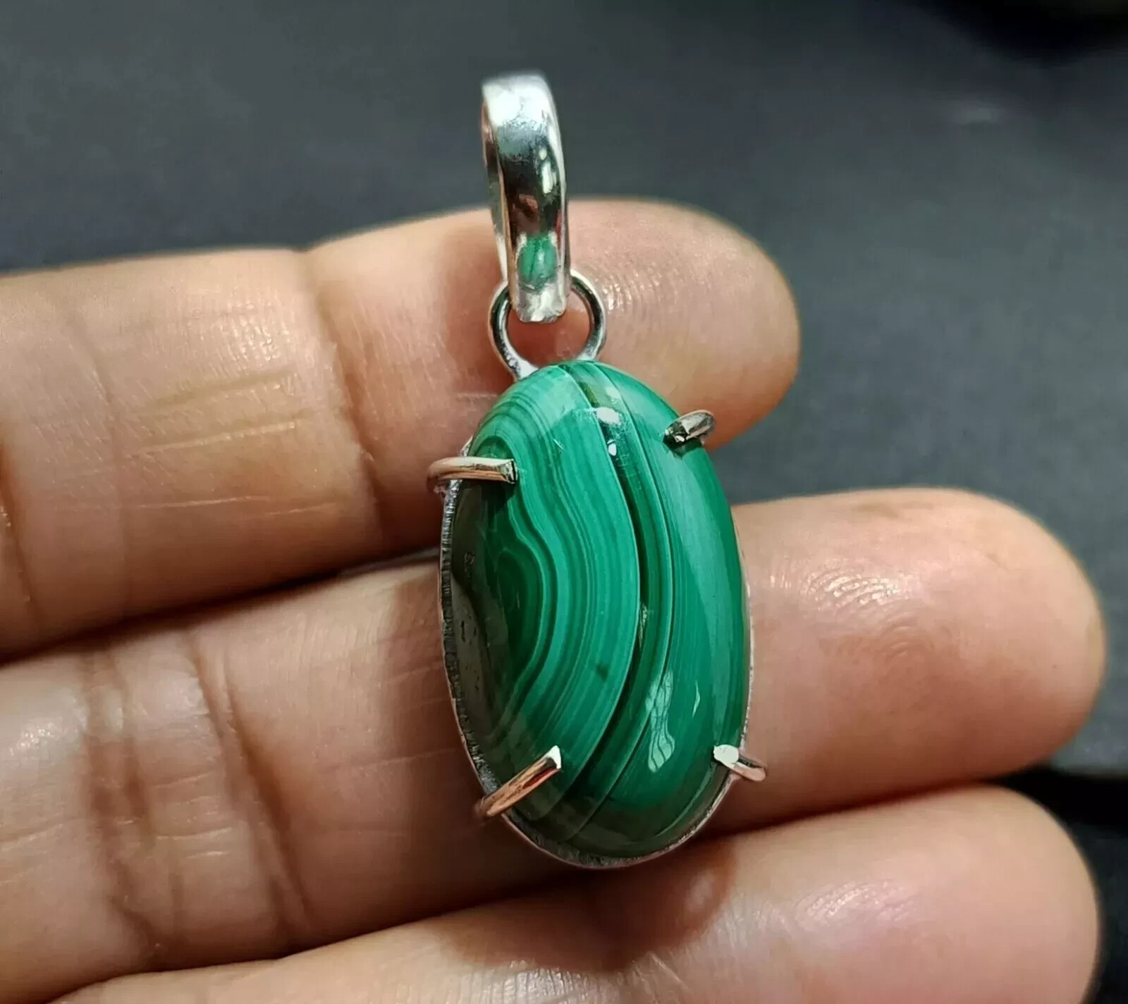 40.85 Ct+ Natural Green Malachite Pendant 925 Solid Silver Oval Cut HG Gemstone