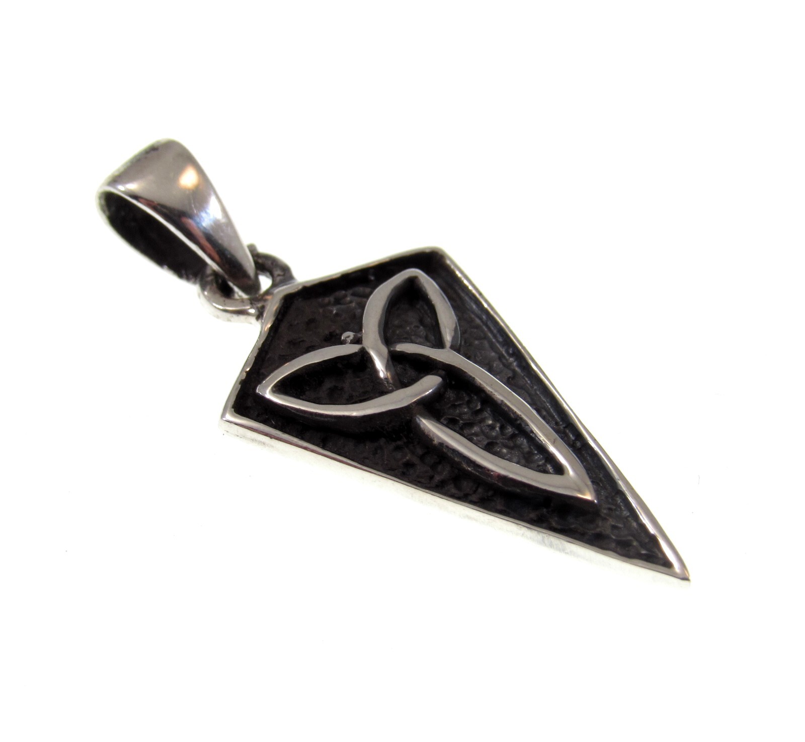 Handcrafted Solid 925 Sterling Silver Celtic Trinity Knot Pendant / Charm