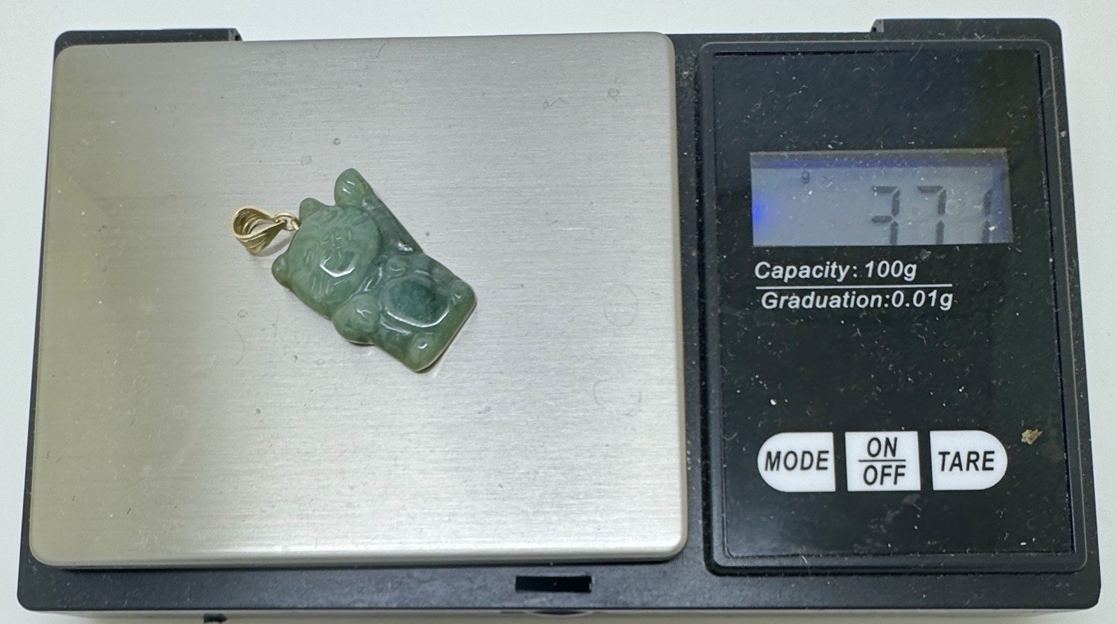 Maneki Neko Waving Hand Lucky Cat Jade Carved Cute Pendant 10K Real Gold Bail招財貓