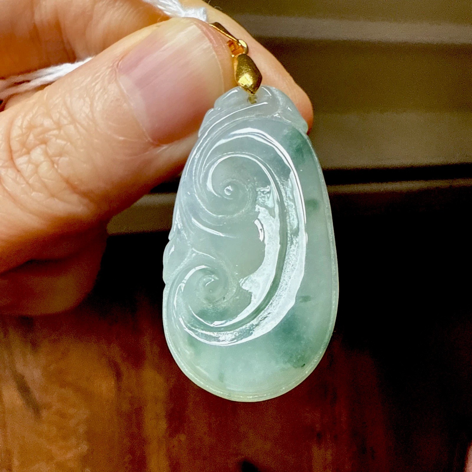 純天然翡翠A貨 untreated Myanmar Burma Grade A Jadeite 老坑冰果凍體飄花如意種極老 有種有色 Certified
