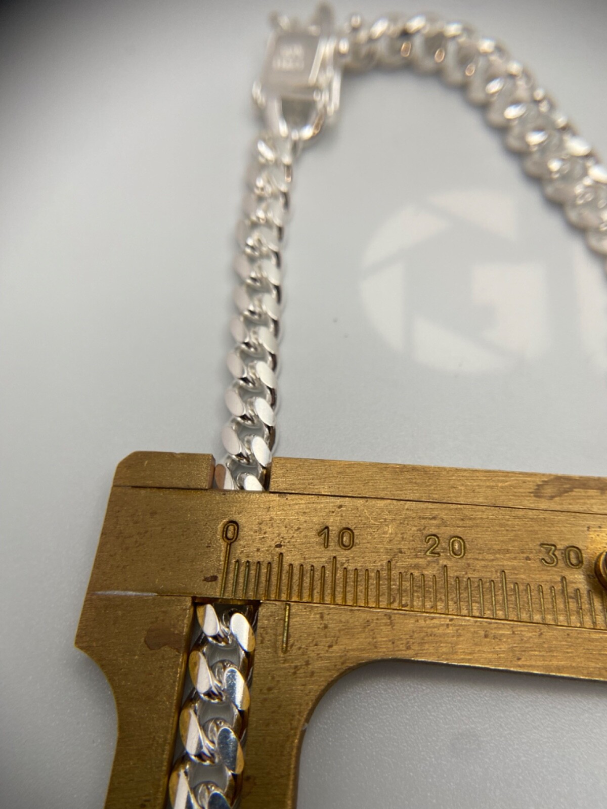 Italian Made, Substantial,Sterling Silver, Cuban Link Chain, 22 in, 55 grams!