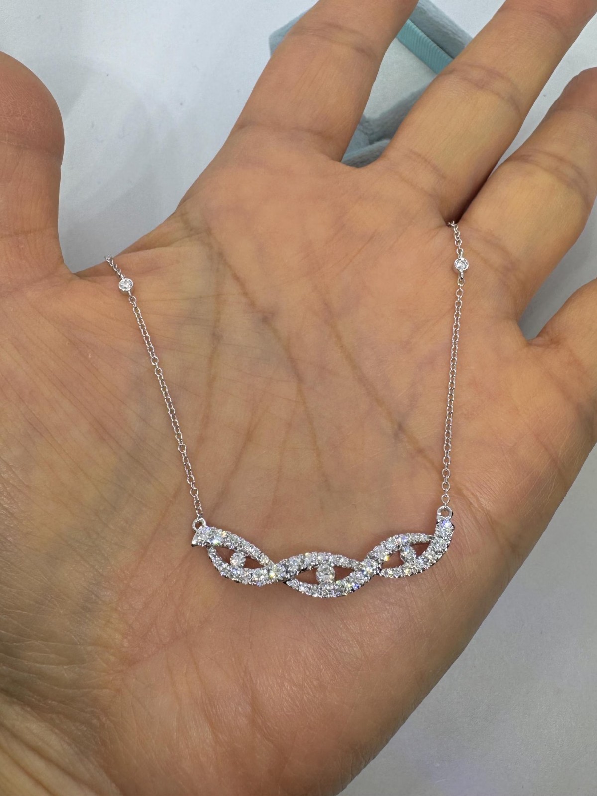 Beautiful Piece of Jewelry ! Round Natural Diamond Pendant 14k Solid White Gold