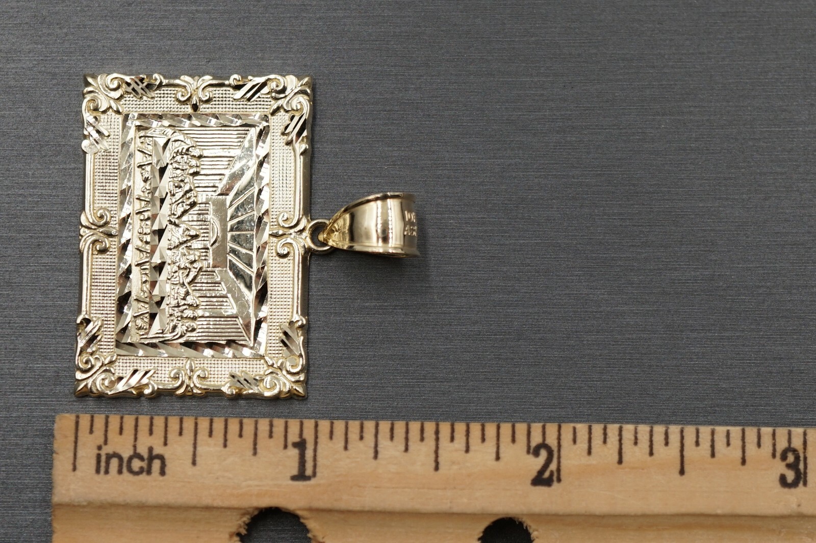 10K Solid Yellow Gold 1.45″ Diamond Cut Picture Flame Last Supper Charm Pendant.