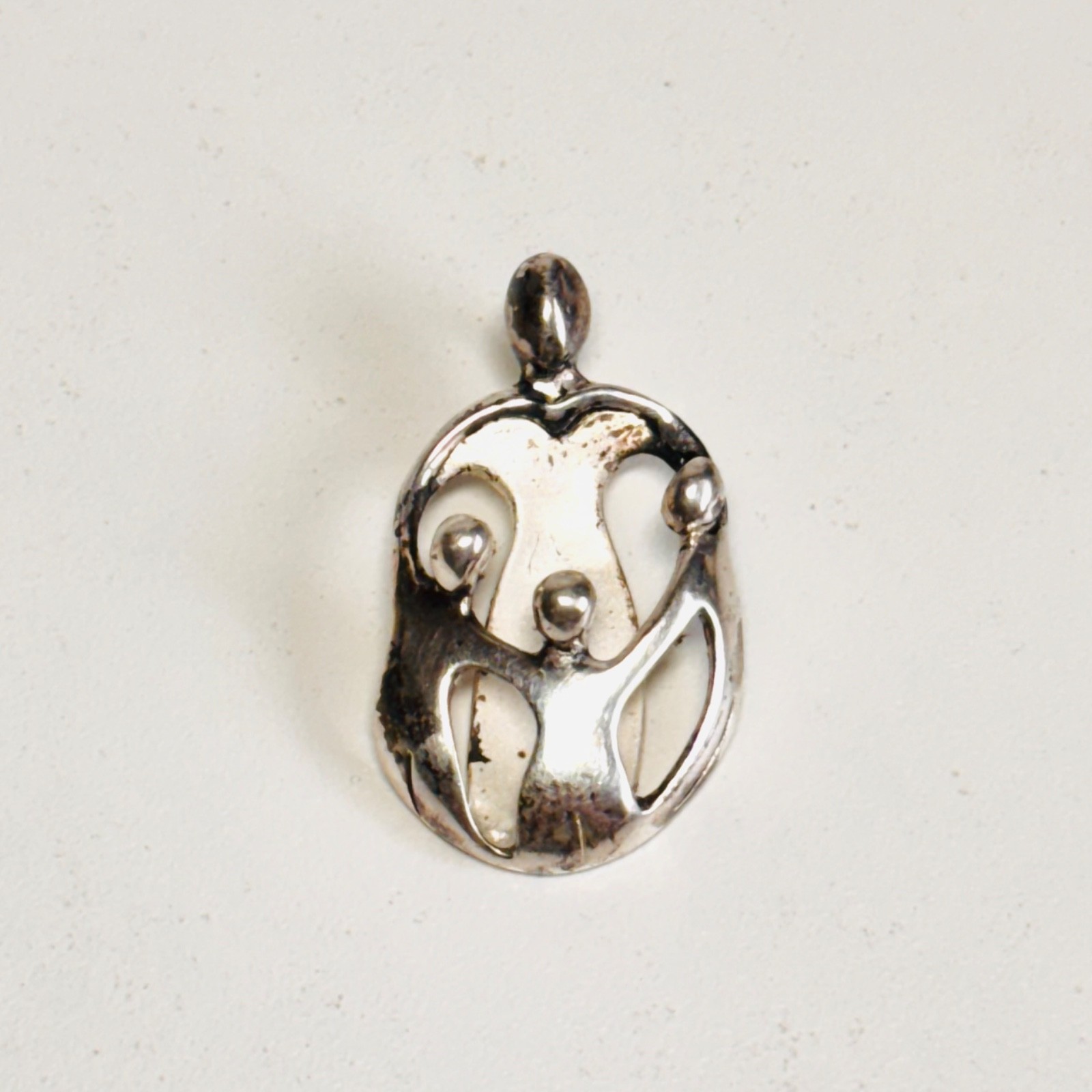 CAROLYN POLLACK RELIOS Loving Family pendant 1 adult 3 child Ster CP vint 6.8g