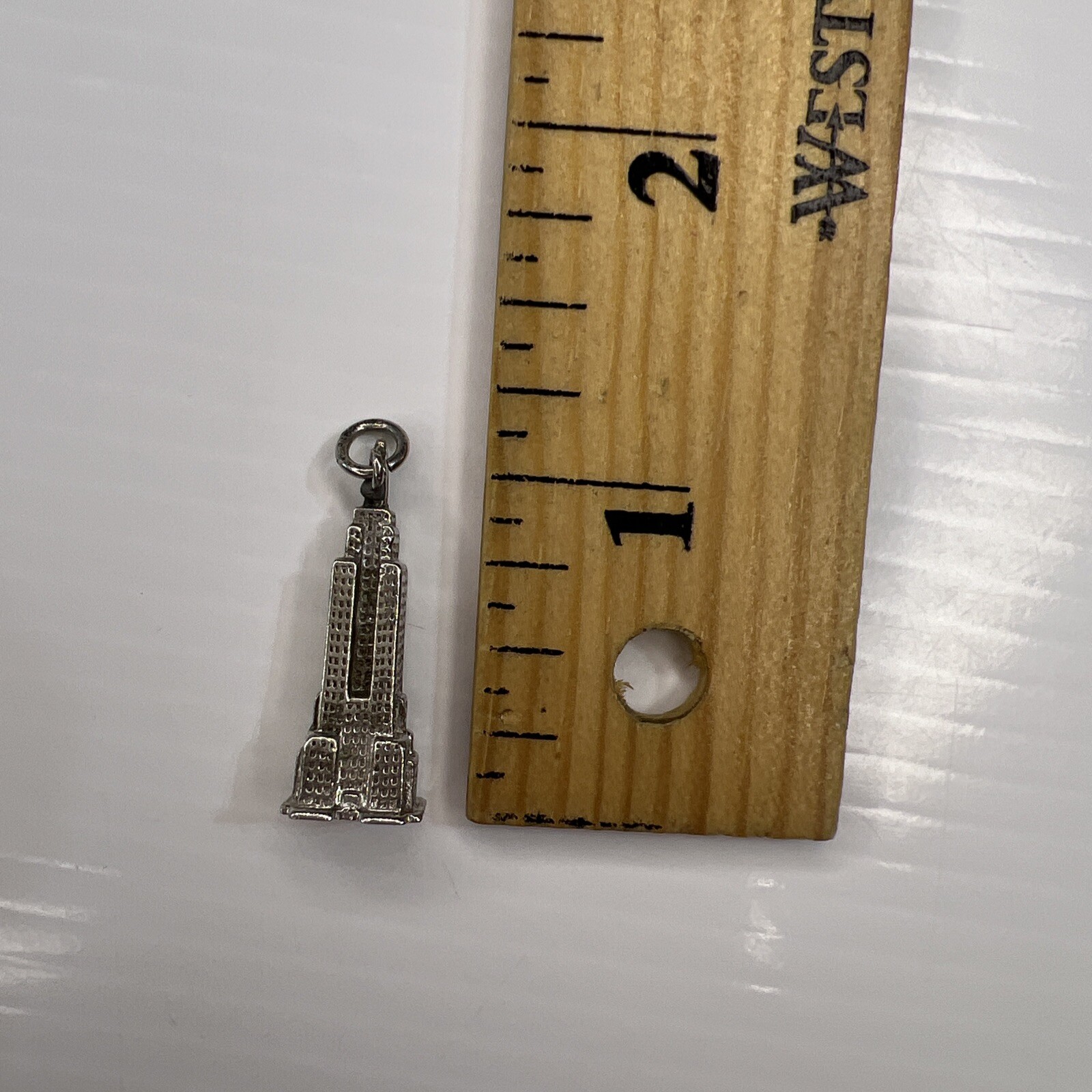 Felchcraft 925 Sterling Silver Pendant Skyscraper Chrysler Building NYC Travel