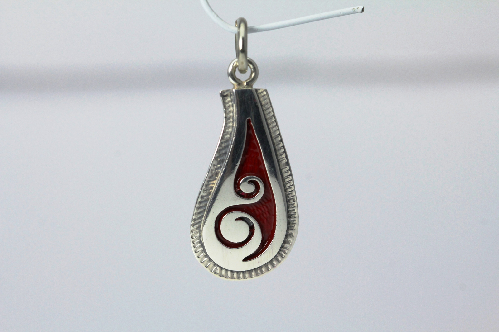 Southwestern Swirl Design Red Enamel Sterling Silver Pendant 2.5 Grams (PEN4429)