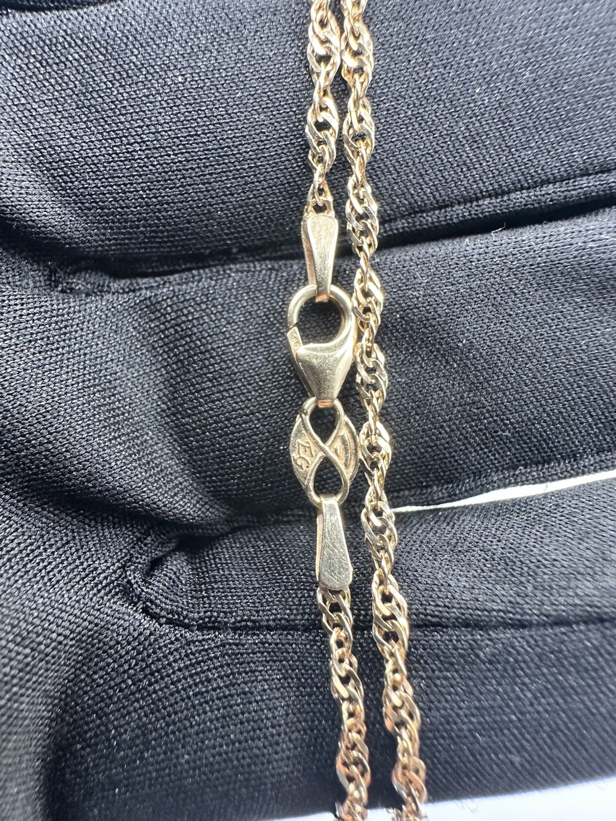 2.2mm Singapore Rope 18” Chain Necklace 14k Italy Yellow Gold 3.4 Grams