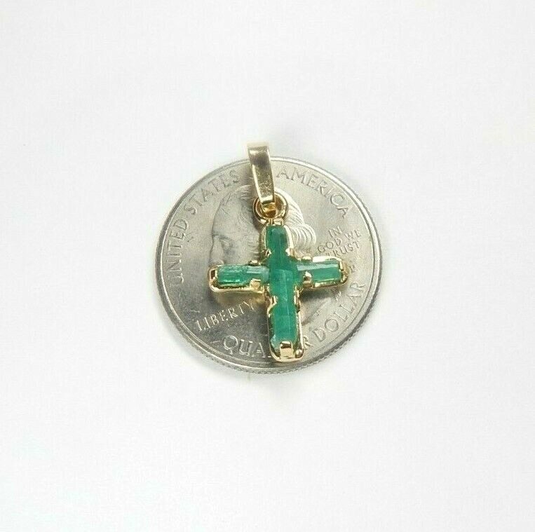 Colombian Emerald Cross Pendant 18K Yellow Gold Jewelry Muzo Mines
